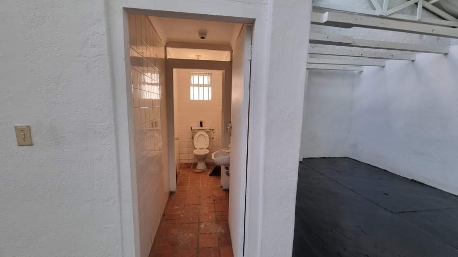 To Let Commercial Property for Rent in Woodstock Western Cape